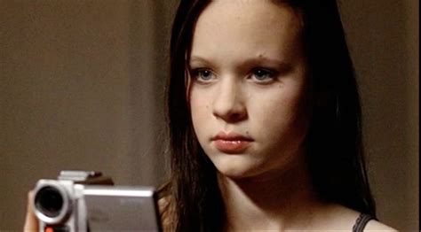 thora birch nude|In American Beauty (1999), the director had actress Thora Birch。